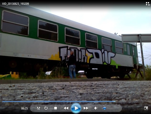 Graffiti Train - Photo by Buik250