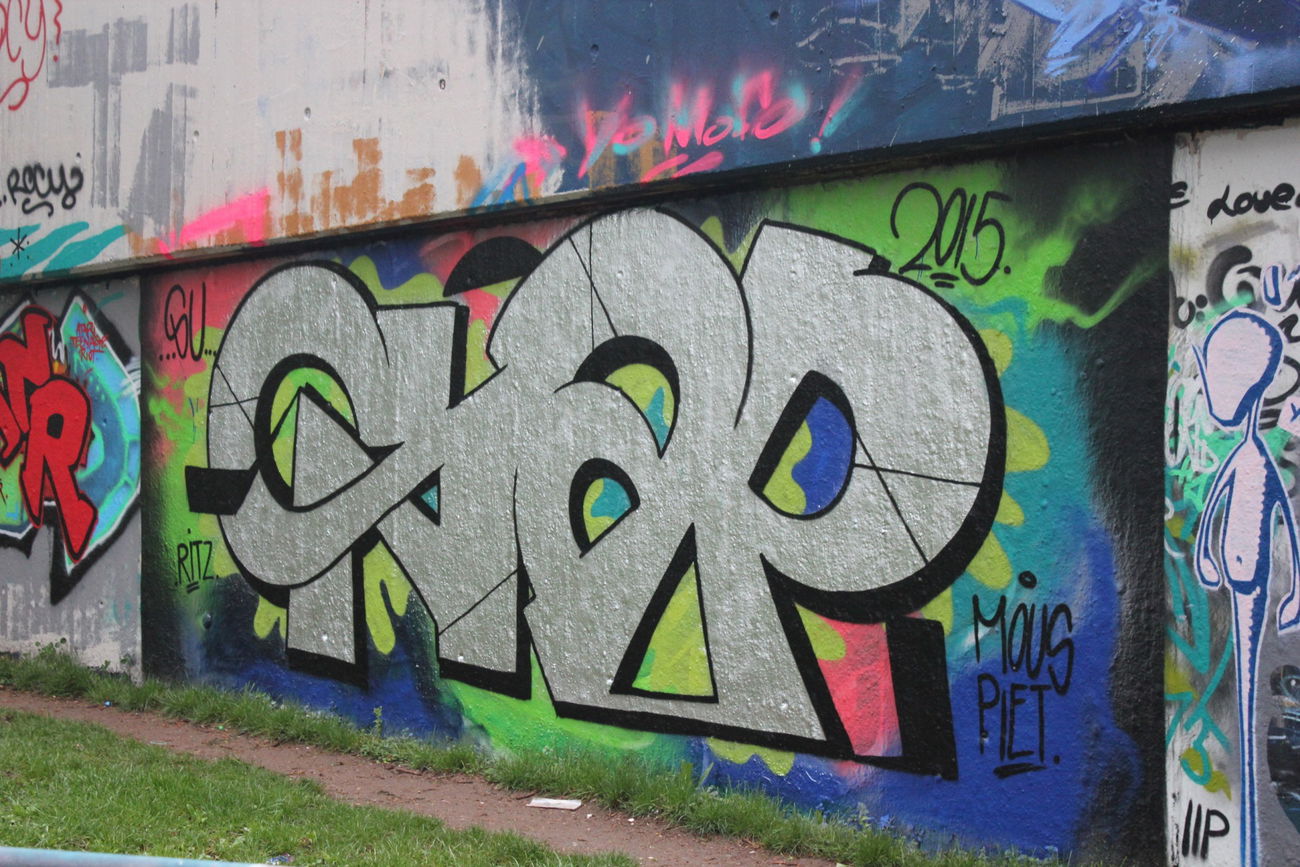 Graffiti Wall in STUTTGART - Photo by Bumsbert