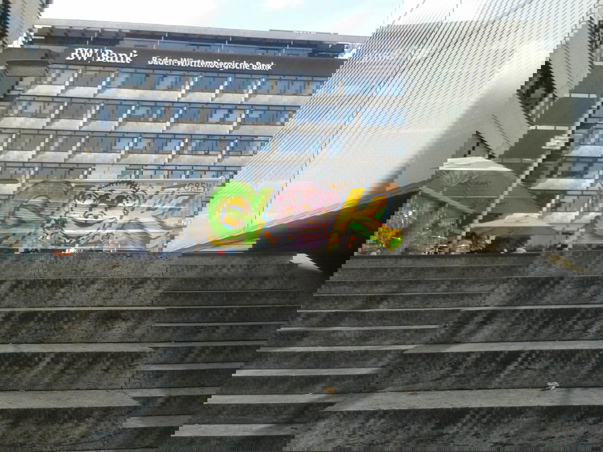 Graffiti Artwork - Photo by Bumsbert - Cellograffiti, Stuttgart (2014)