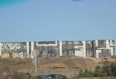 Graffiti Bombing - Photo by Bumsbert - Gran, Canaria