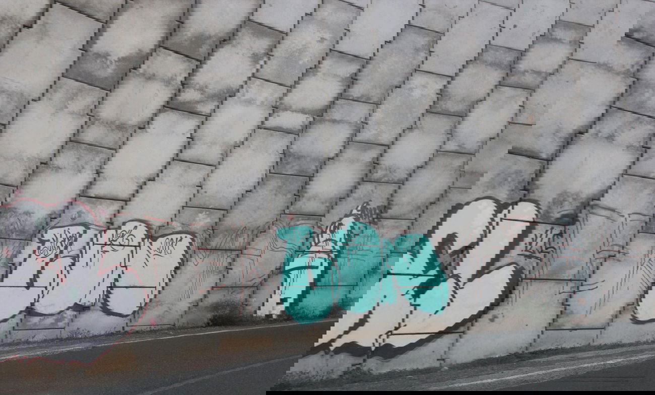 Graffiti Bombing - Photo by Bumsbert - Gran, Canaria