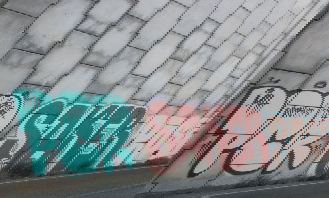 Graffiti Bombing - Photo by Bumsbert - Gran, Canaria