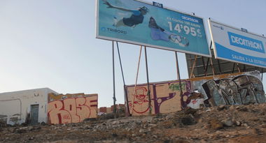 Graffiti Bombing - Photo by Bumsbert - Gran, Canaria