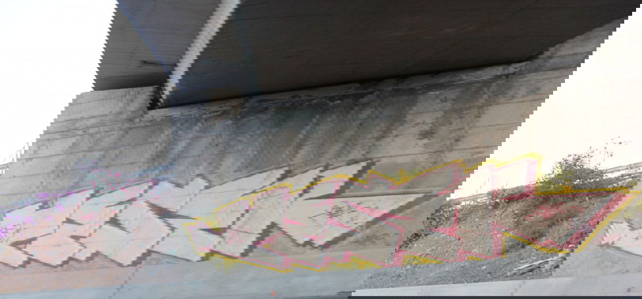 Graffiti Bombing - Photo by Bumsbert - Gran, Canaria