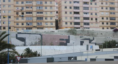 Graffiti Bombing - Photo by Bumsbert - Gran, Canaria