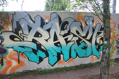 Graffiti Wall in STUTTGART - Photo by Bumsbert