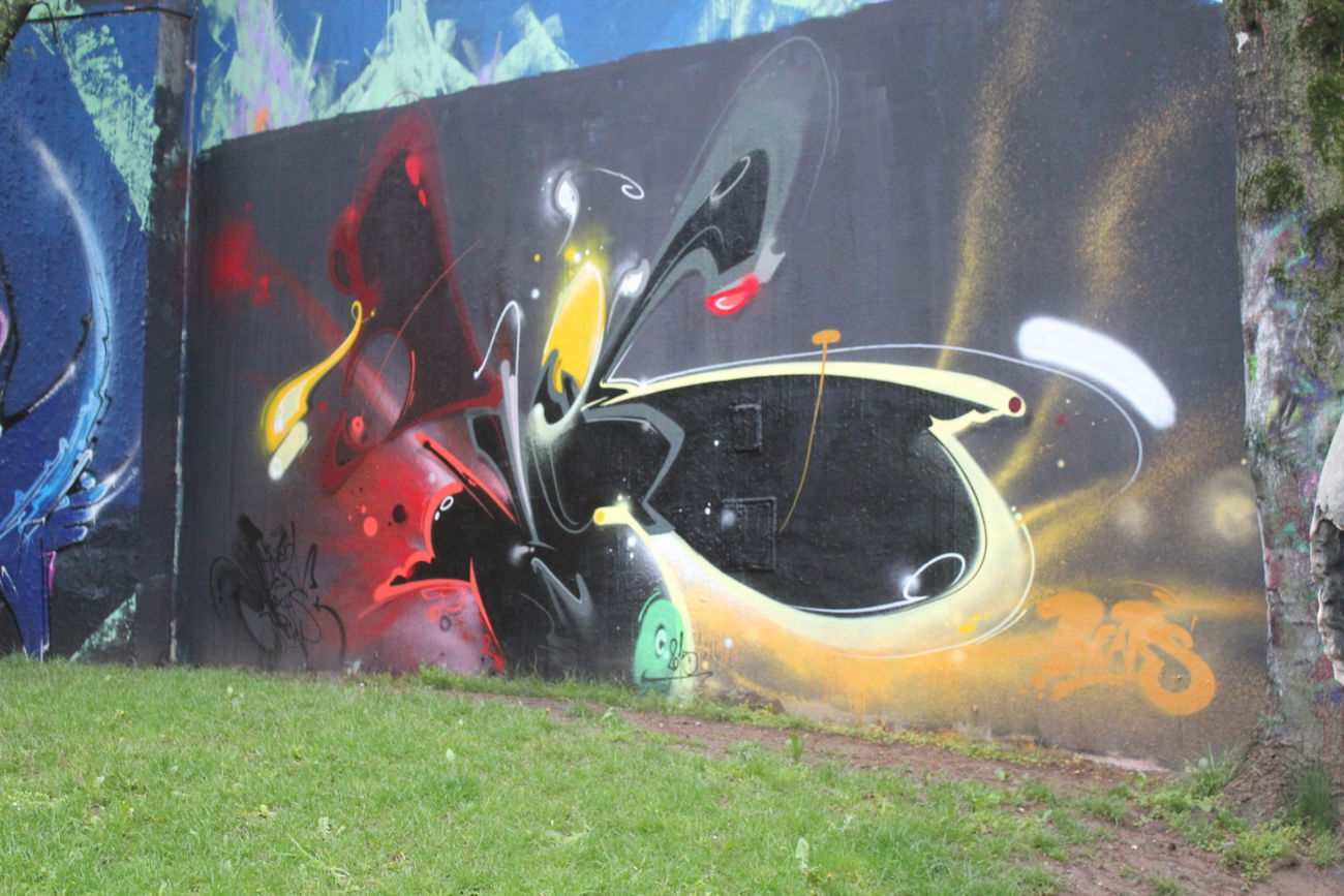 Graffiti Wall in STUTTGART - Photo by Bumsbert