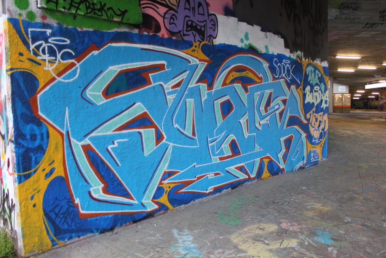 Graffiti Wall in STUTTGART - Photo by Bumsbert