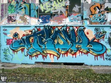Graffiti Photo by Bumsbert
