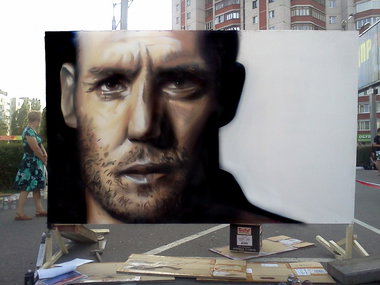 Graffiti Wall - Photo by Bunt - one, that, Statham (2011)