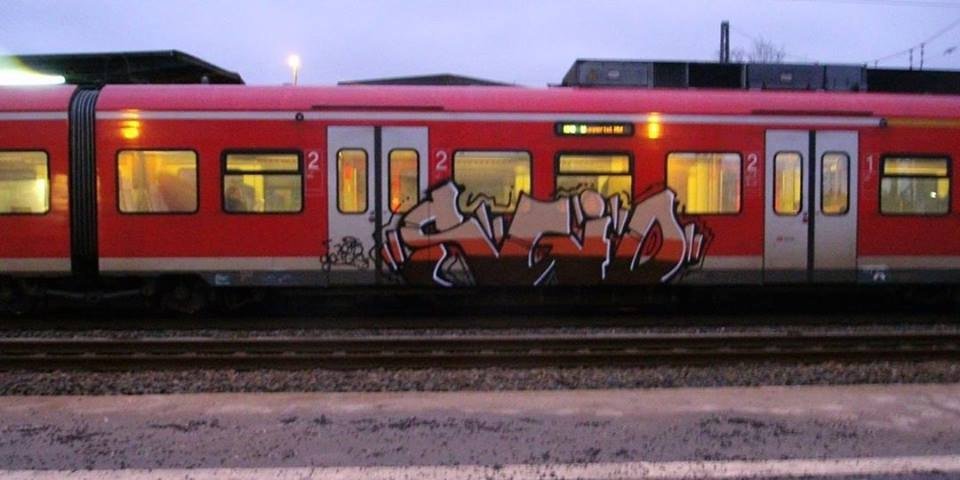 Graffiti Train - Photo by Bunteropa - SGIO (2015)