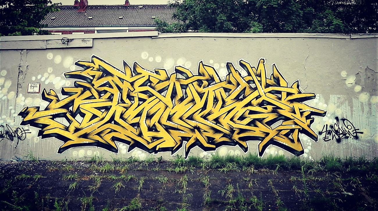 Graffiti Wall - Photo by Burnsone