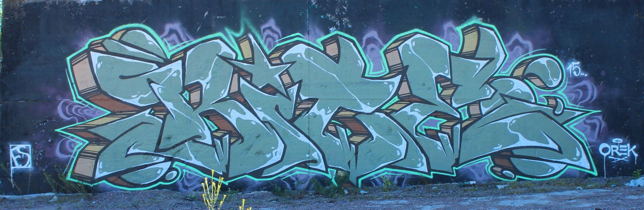 Graffiti Wall - Photo by ByteOne