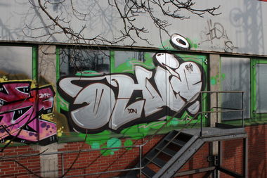 Graffiti Bombing - Photo by CALLMEOHIO