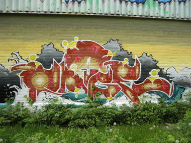 Graffiti Wall in Kiel - Photo by CALUE - zoige, qvd (2012)
