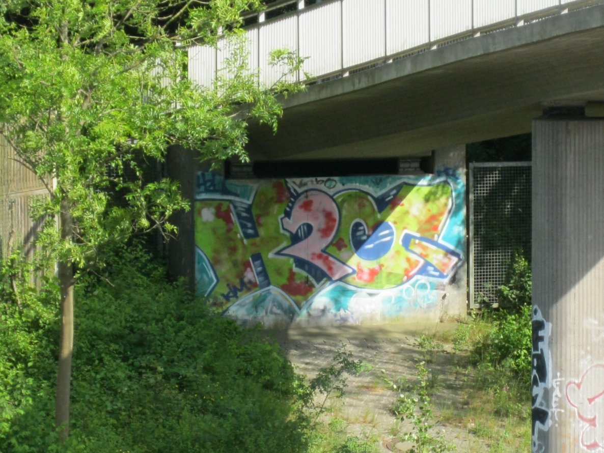 Graffiti Wall in Kiel - Photo by CALUE - H2O