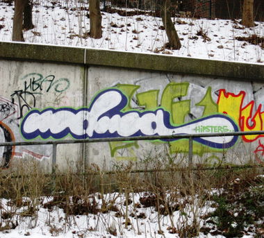 Graffiti Bombing in Schwentinental - Photo by CALUE - mdma (2013)
