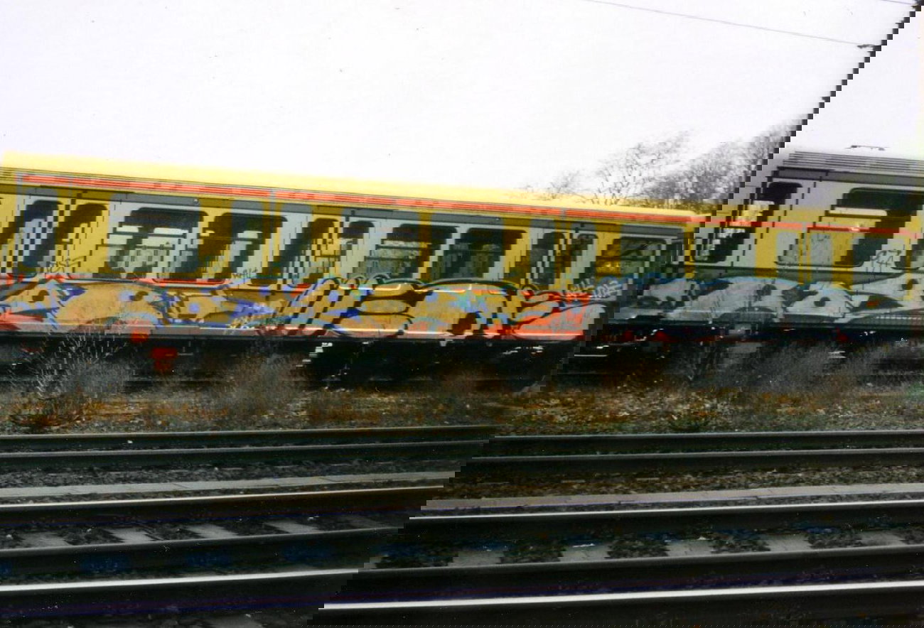 Graffiti Photo by CANFLY - roger, medie, KHC (1997)