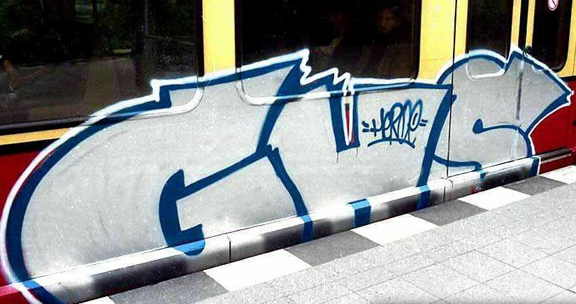 Graffiti Photo by CANFLY - GHS, heroe, hero