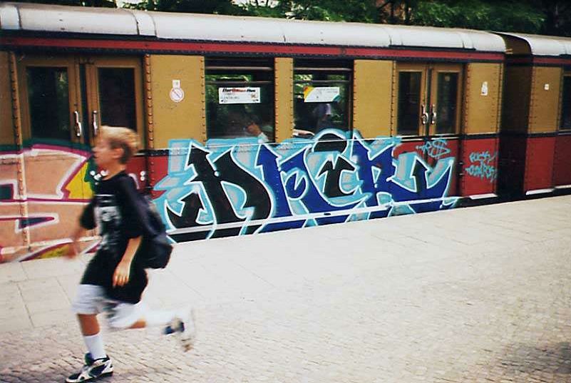 Graffiti Photo by CANFLY - dair, TRS, SBahn (1994)