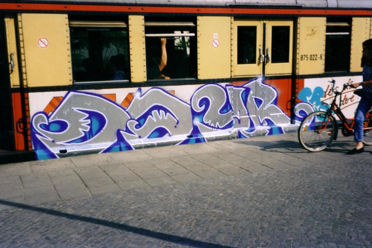 Graffiti Photo by CANFLY - dayr, dair, TRS (1993)