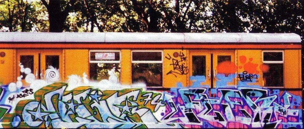 Graffiti Photo by CANFLY - dair, fler, TRS (1999)