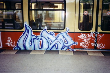 Graffiti Photo by CANFLY - nose, TRS, thirdrails (1993)
