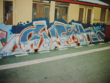 Graffiti Photo by CANFLY - flash, RMA, SBahn (1994)