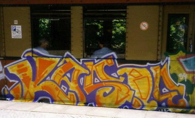Graffiti Photo by CANFLY - kasie, KHC, BR475 (1994)