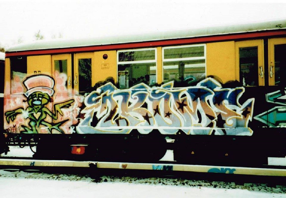 Graffiti Photo by CANFLY - skome, skume, GHS (1992)