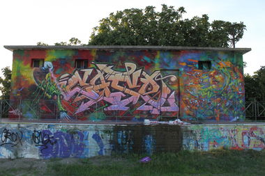 Graffiti Wall in Thessaloniki - Photo by CAZEricabc (2015)