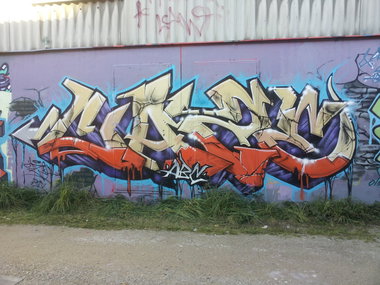 Graffiti Wall - Photo by CAZEricabc (2012)