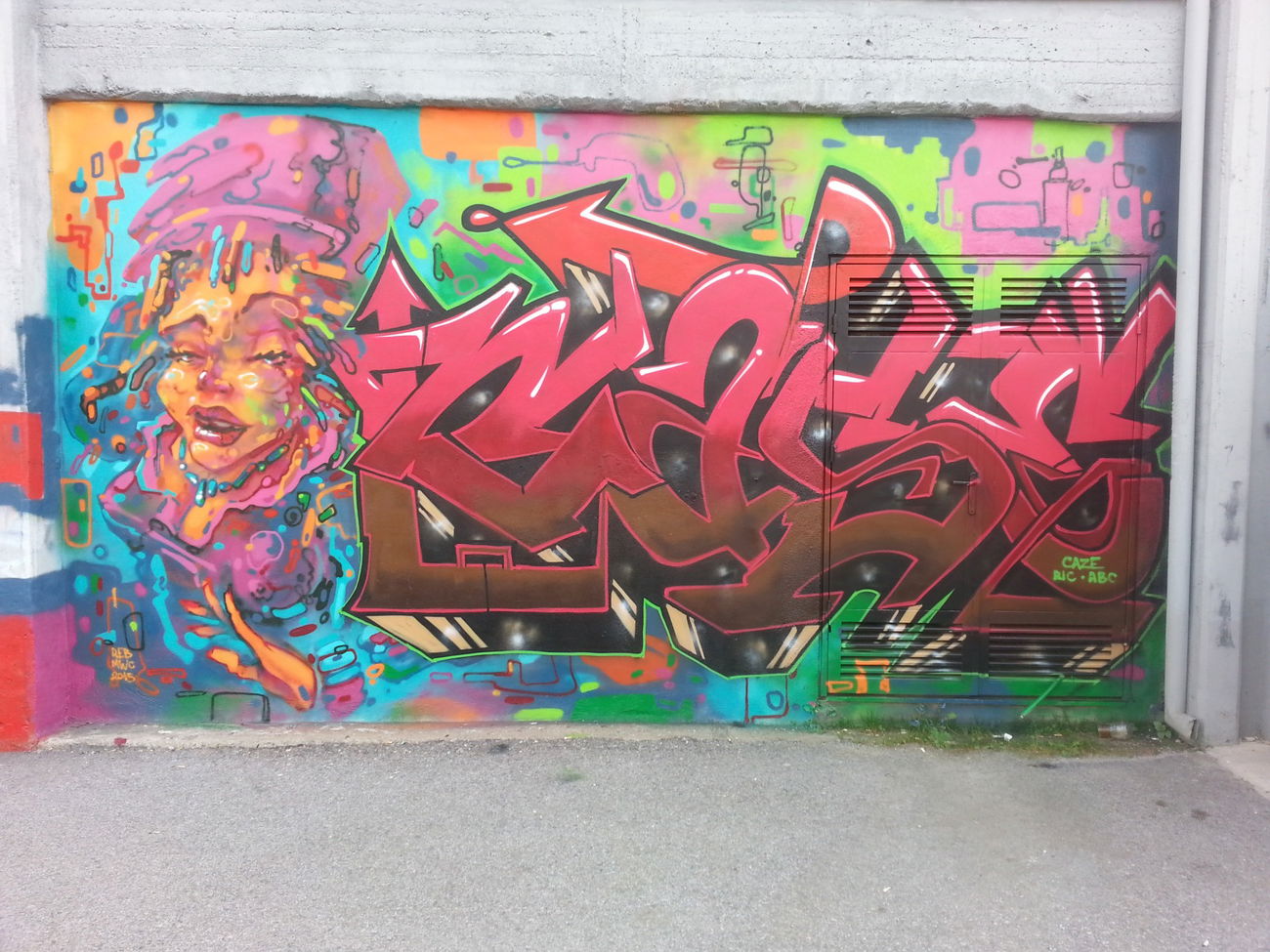 Graffiti Wall in Thessaloniki - Photo by CAZEricabc (2015)