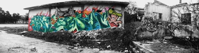 Graffiti in Thessaloniki - Kalamaria - Photo by CAZEricabc (2010)