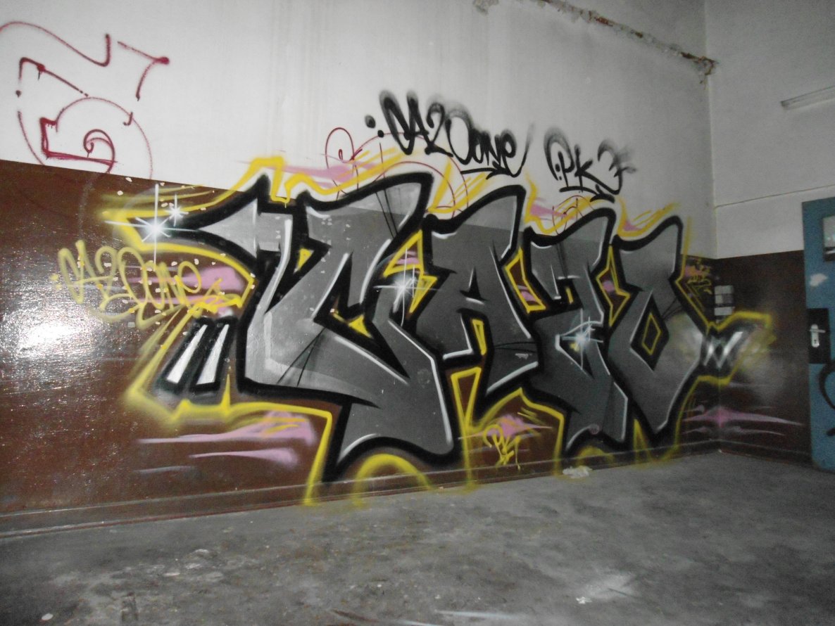 Graffiti Bombing - Photo by CAZOone - CAZO, CAZOone, Ican (2013)