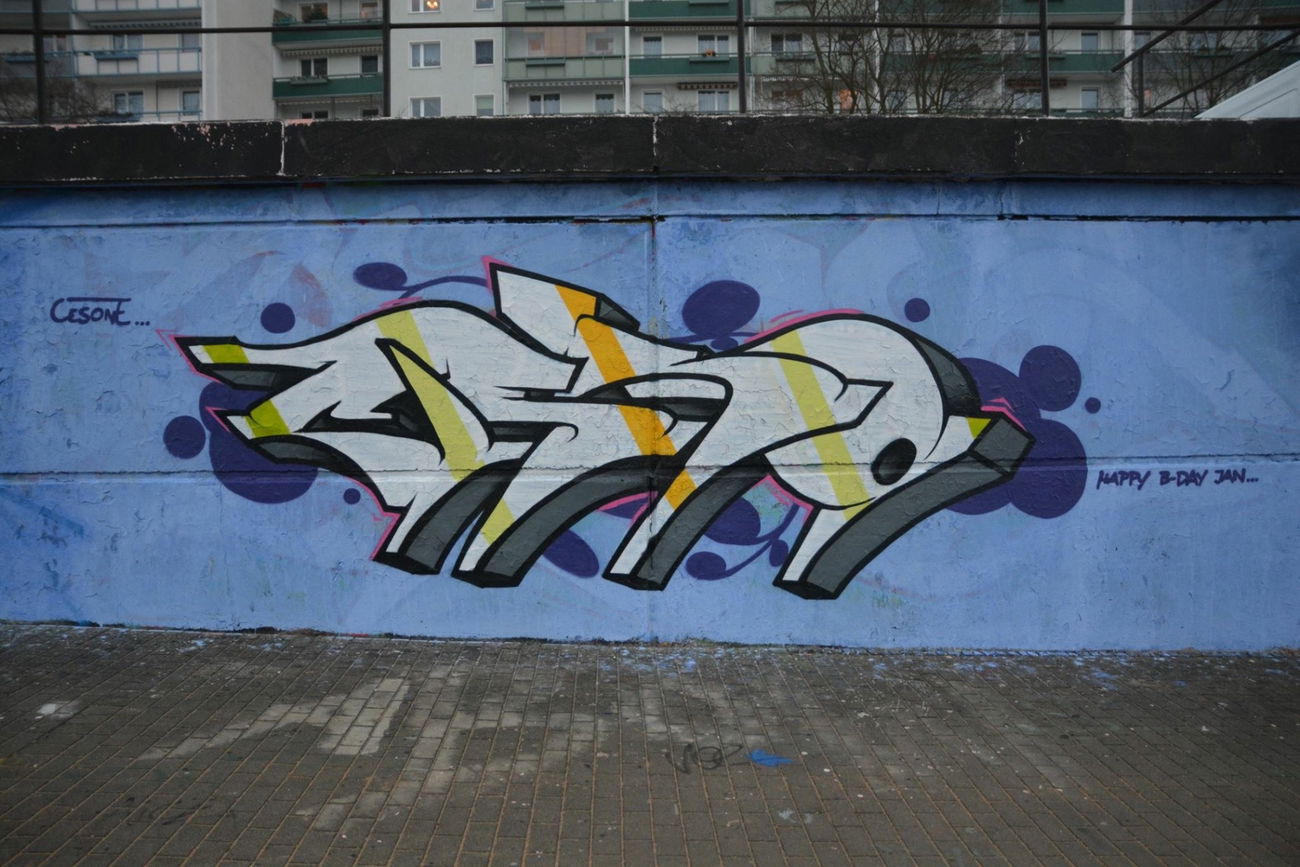 Graffiti Wall - Photo by CESOone - bro, happy, birthday