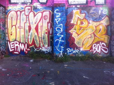 Graffiti Wall - Photo by CHIKKSN - chikksn, krys, braunschweig