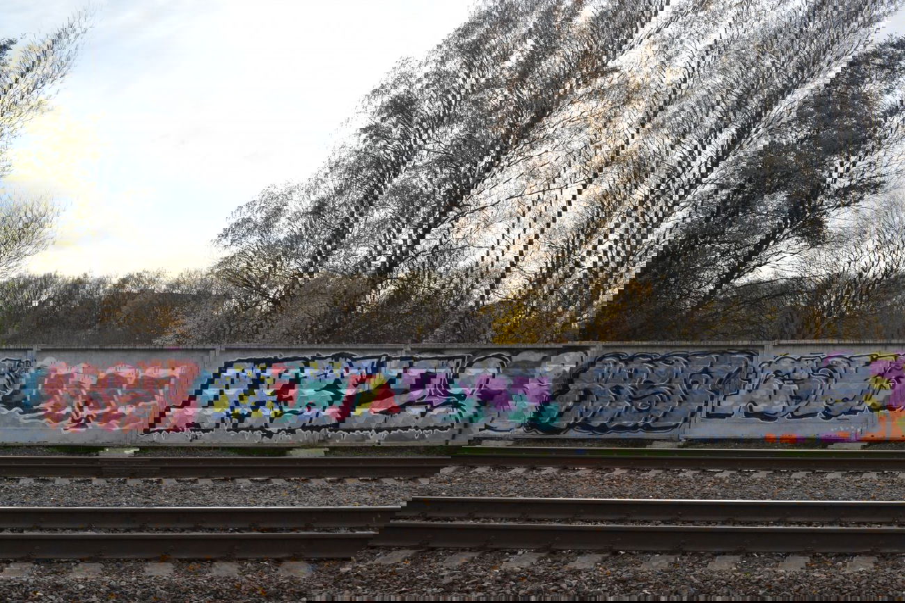 Graffiti Bombing - Photo by COKSCREW - ???????