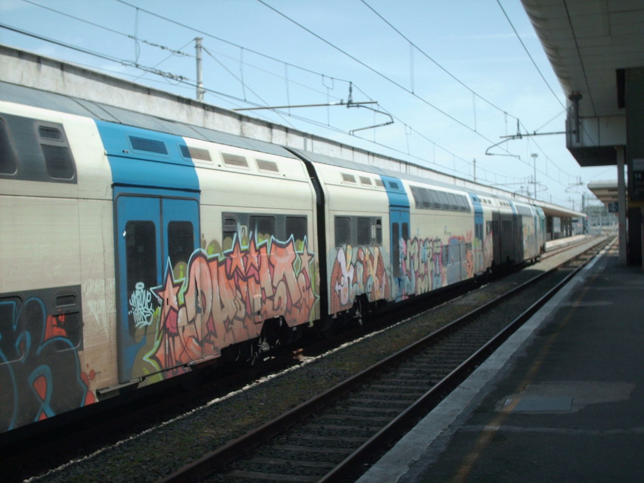 Graffiti Train in Rome - Photo by COLLECTOR - Philo, Rome, Italy (2010)