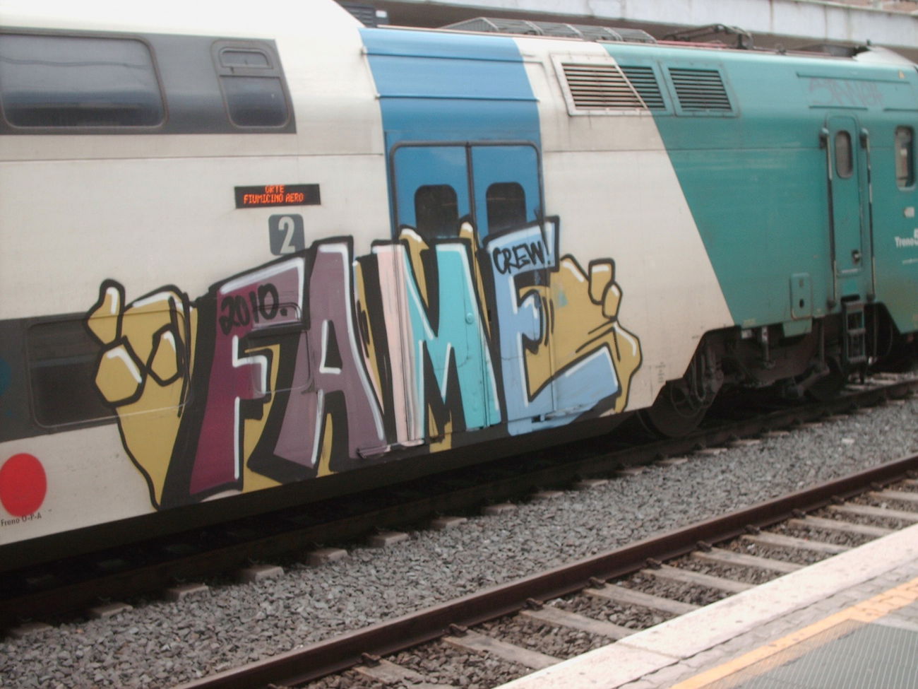 Graffiti Train in Rome - Photo by COLLECTOR - Fame, Fame, Crew (2010)