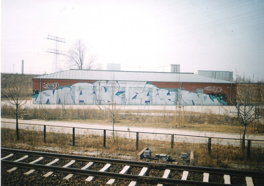 Graffiti Bombing in Berlin - Photo by COLLECTOR - Marzahn, MRN, Berlin