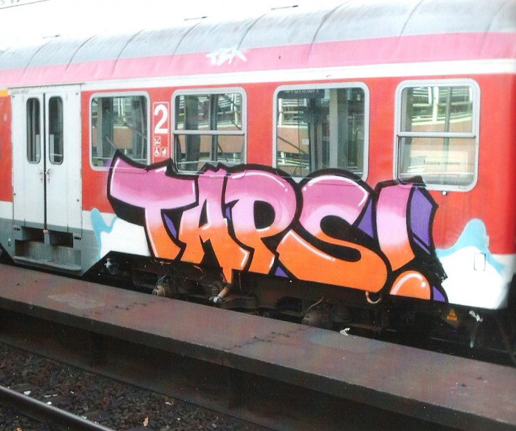 Graffiti Train in Hannover - Photo by COLLECTOR - Taps, Hannover (2007)