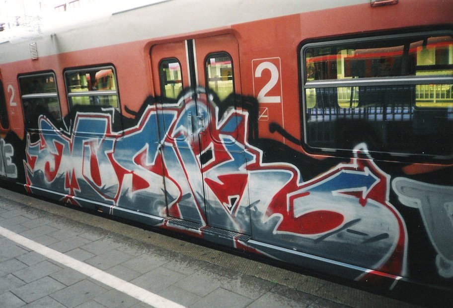 Graffiti Train in München - Photo by COLLECTOR - Musik, Munich (2000)