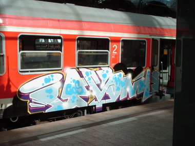 Graffiti Train in Hamburg - Photo by COLLECTOR - Itsme, COS, Hamburg (2011)