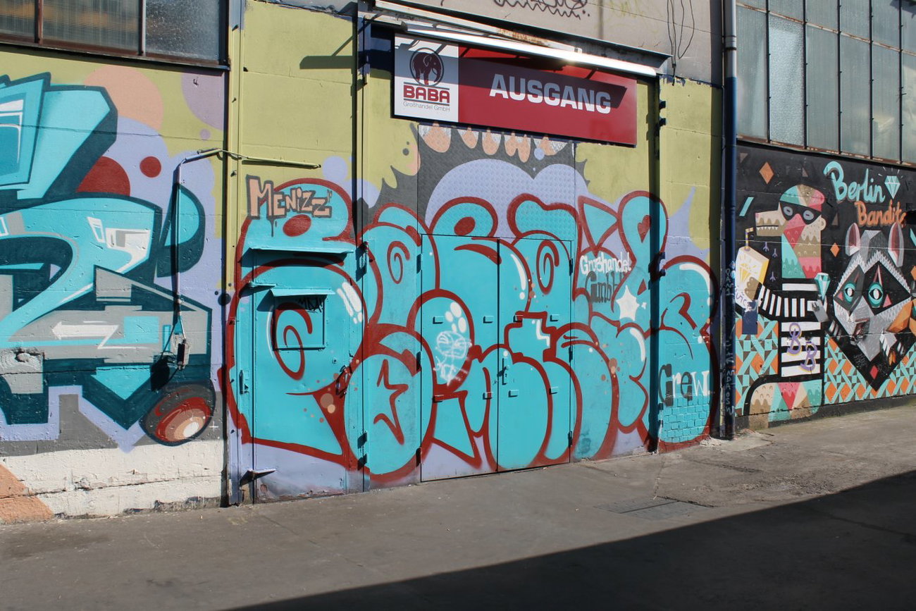 Graffiti Wall in Berlin - Photo by COLLECTOR - Painters, Baba, Berlin (2012)