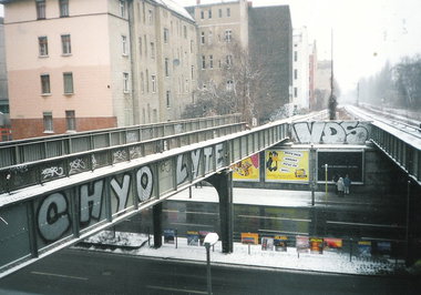 Graffiti Bombing in Berlin - Photo by COLLECTOR - Chyo, Chio, Lyte