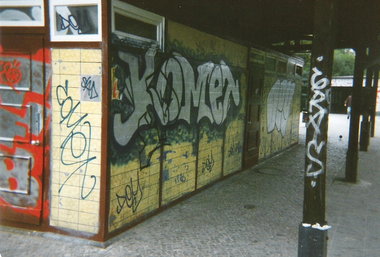 Graffiti Bombing in Berlin - Photo by COLLECTOR - Komet, Comet, TFB (1994)