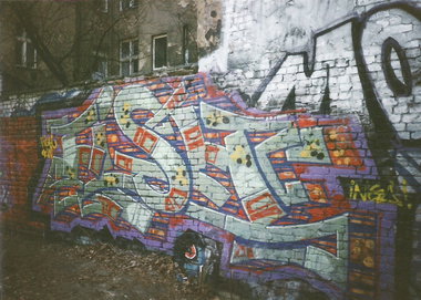 Graffiti Bombing in Berlin - Photo by COLLECTOR - Fish, BFM, Berlin