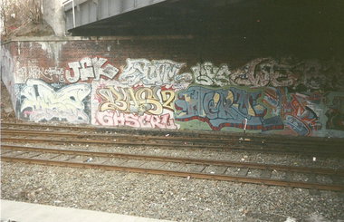 Graffiti Bombing in Berlin - Photo by COLLECTOR - Wesp, Bas, Bas2