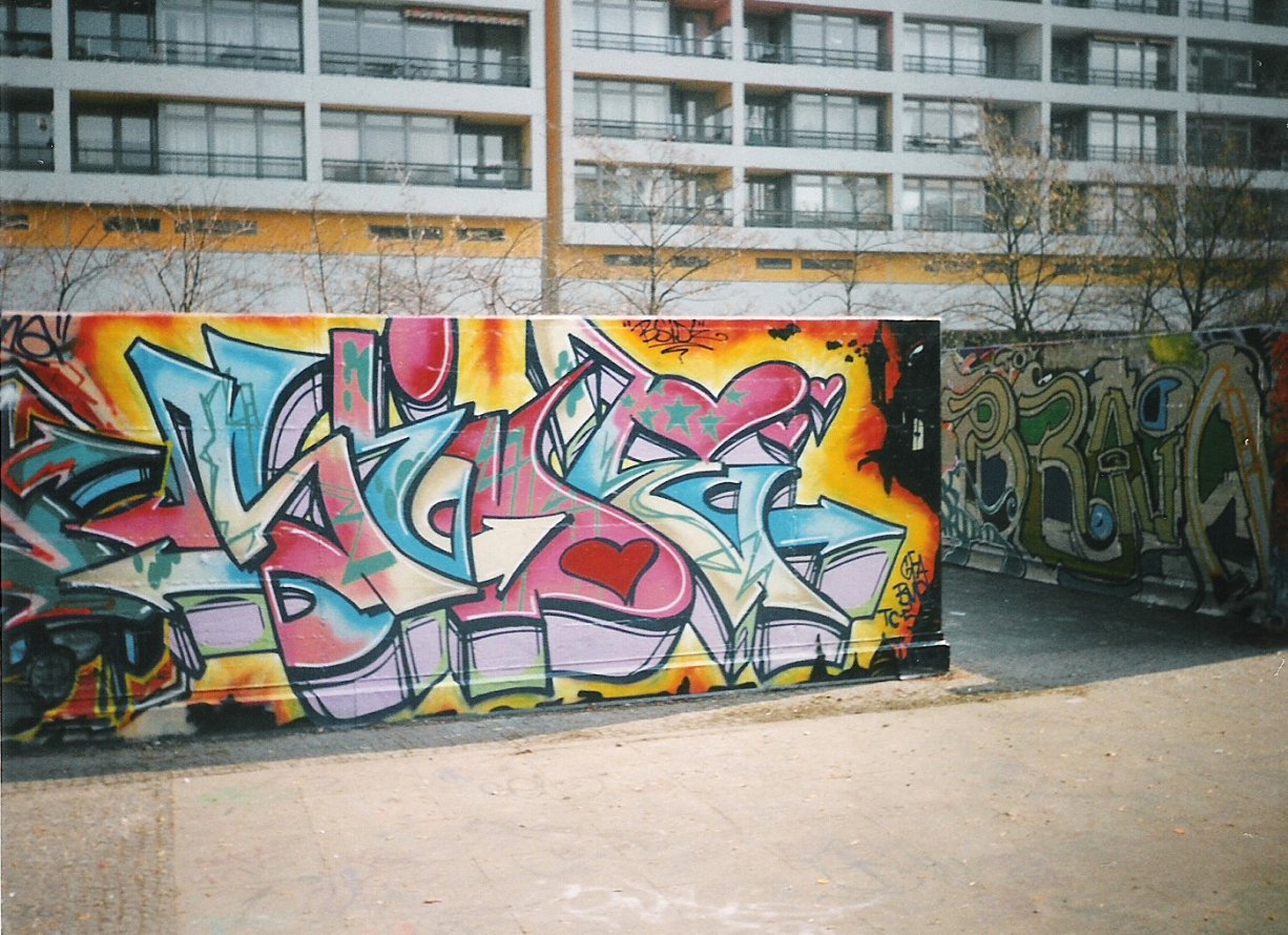 Graffiti Wall in Berlin - Photo by COLLECTOR - Bside, Side, GFA (1996)